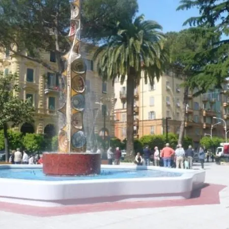 Paradise 5 Terre Blue 公寓