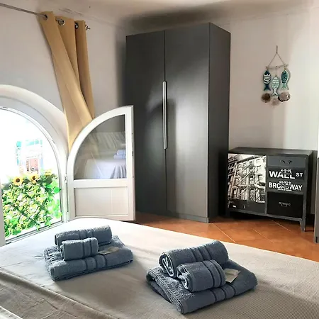 Paradise 5 Terre Blue 公寓 *